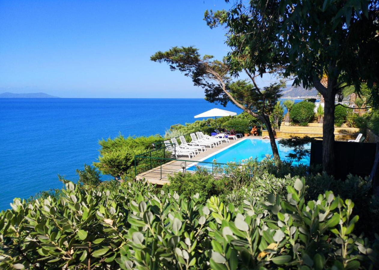 Villa Anita Apartments Capo dʼOrlando Kültér fotó